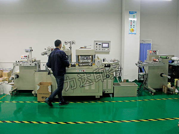 高速燙金模切一體設備